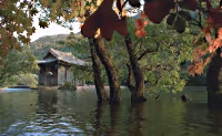 Palacio del tesoro, completa quietud silente y extinción